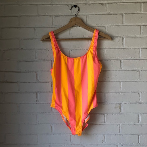 SOLID & STRIPED Other - Solid and Striped one piece bathing suit